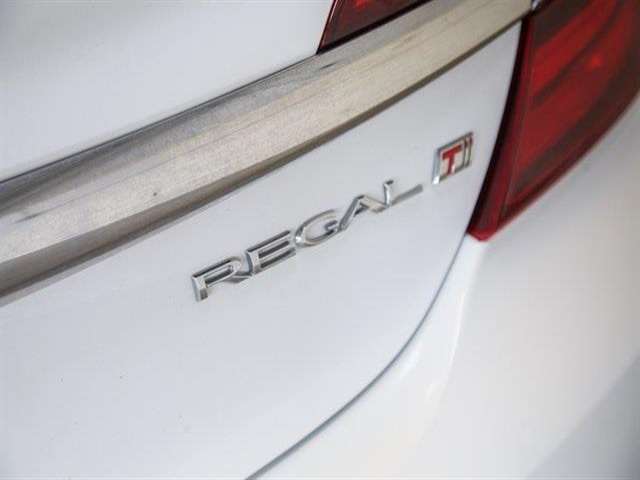 2017 Buick REGAL Sport Touring 4dr Sedan